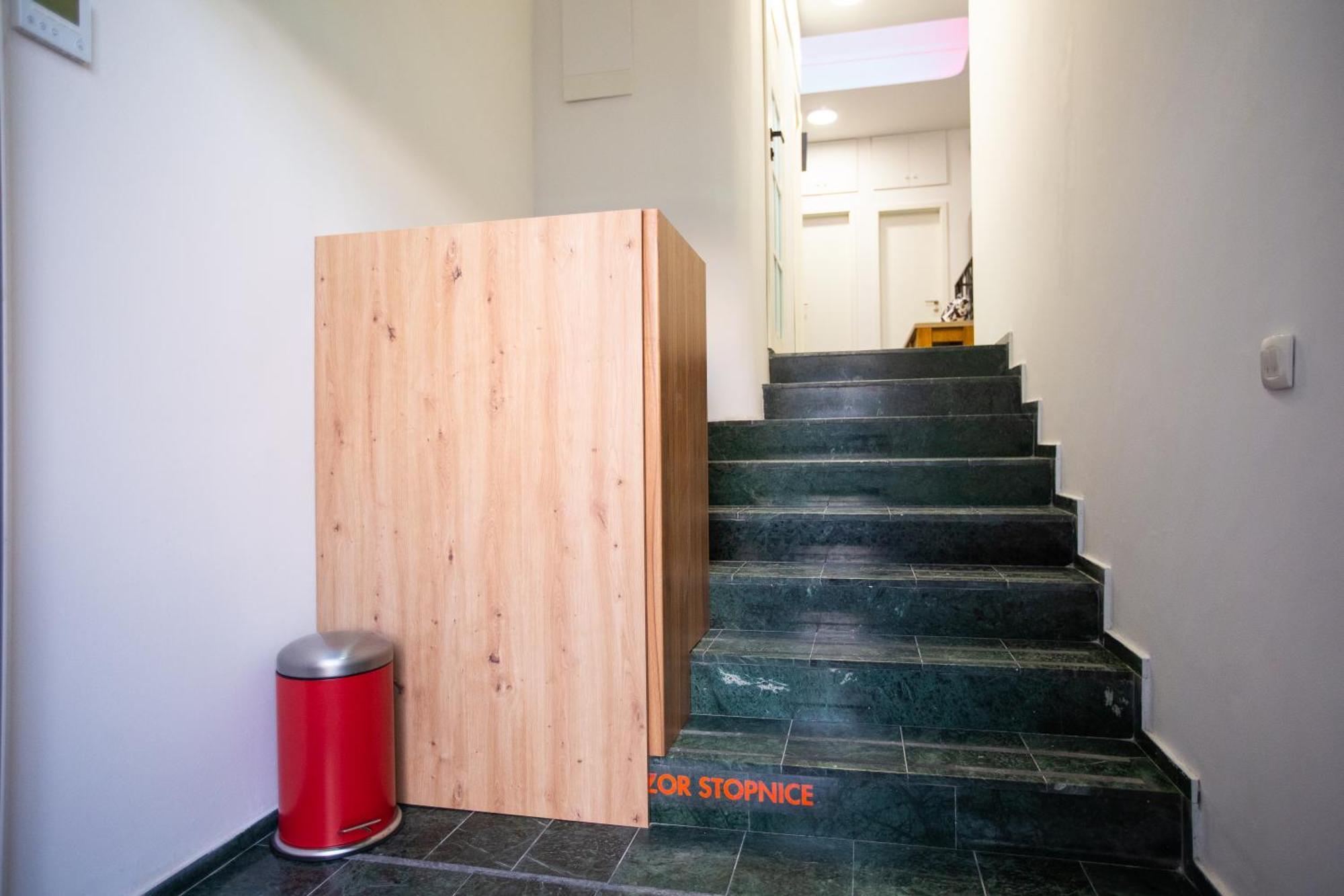 Aisha Hostel Ljubljana Ngoại thất bức ảnh